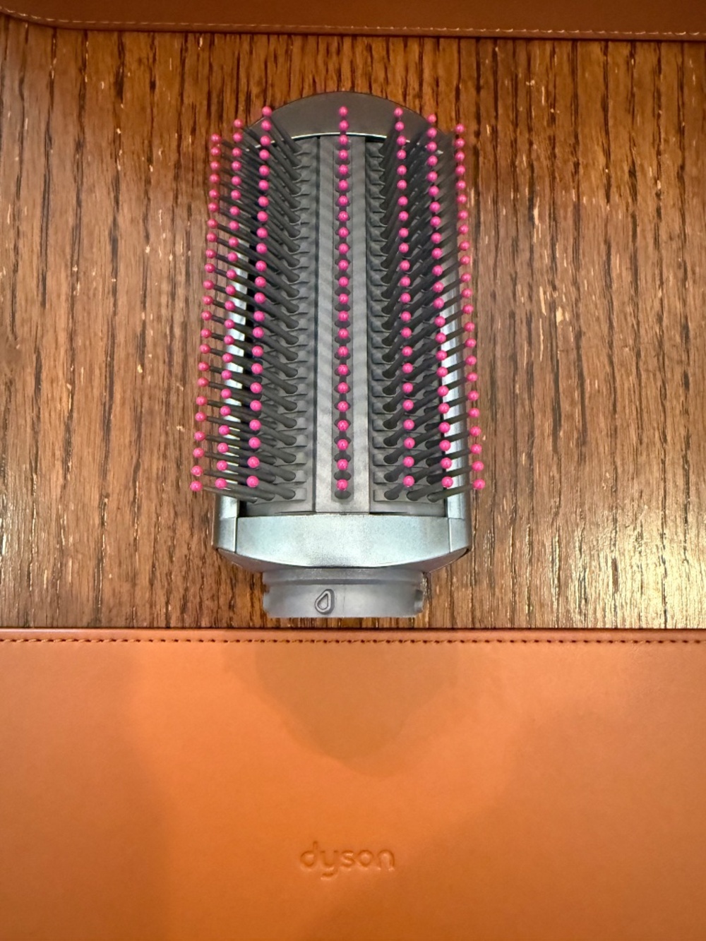 Dyson Airwrap Multi Styler Bundle in Fuschia/Nickel with case - Picture 9 of 14